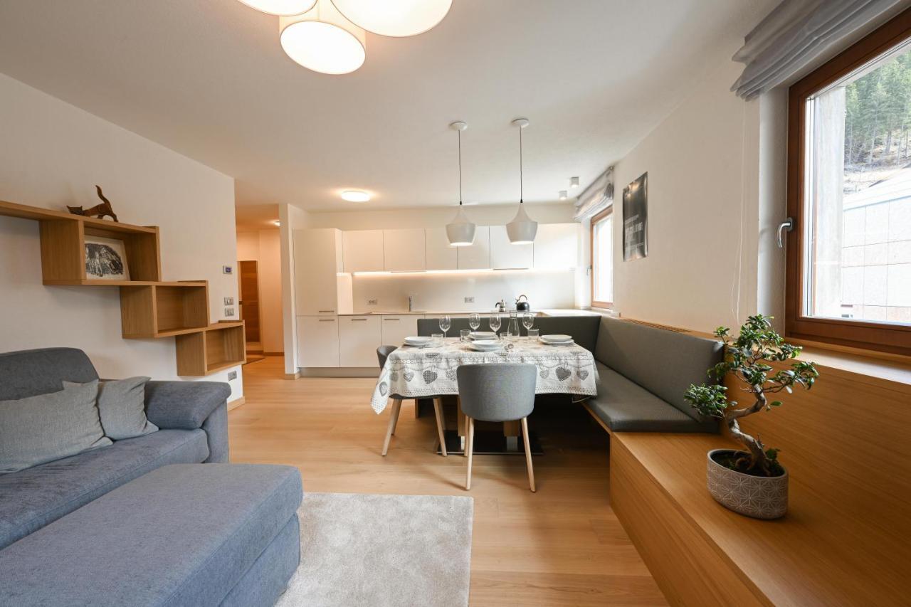 Casa Al Parco Deluxe Villa Canazei Exteriör bild